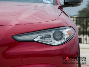 Alfa Romeo Giulia Headlight Trim Kit - Carbon Fiber